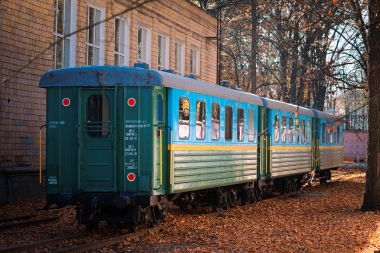 Состав 'Юность Южной' в тупике на ст. Парк